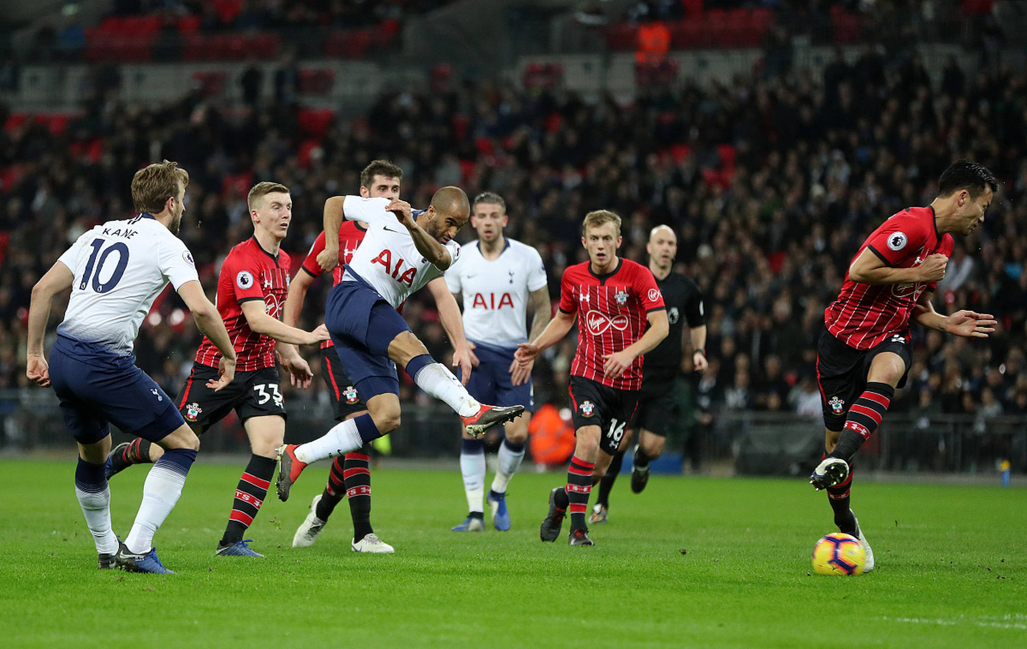 無疑是充滿 無疑是充滿